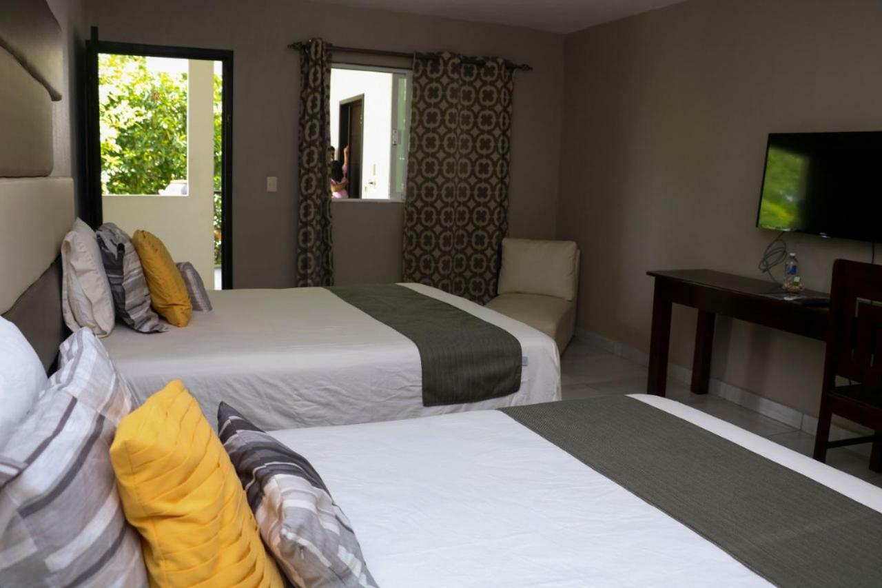 Garden Suites Tonala Extérieur photo